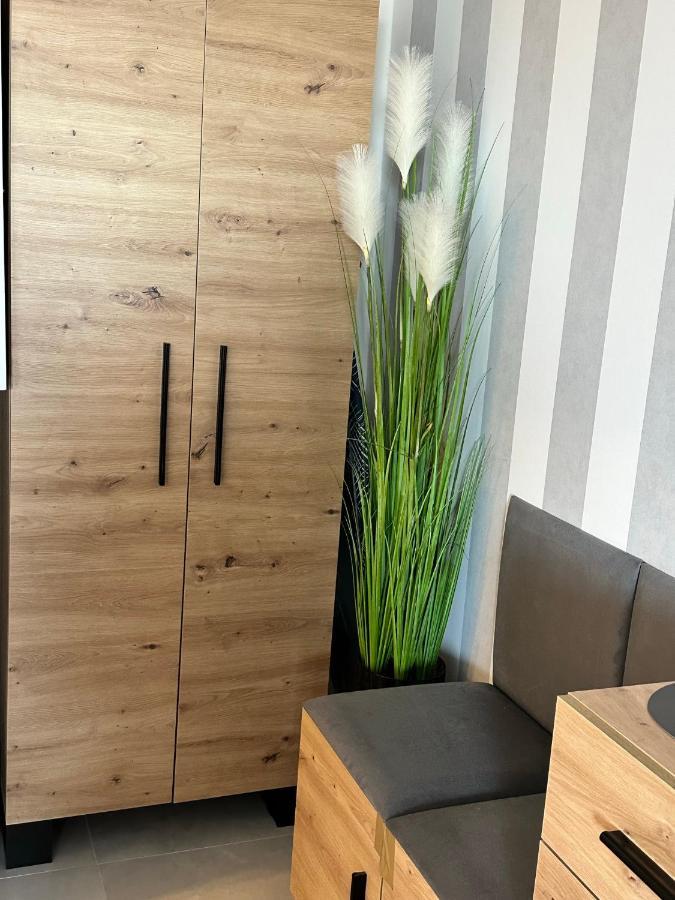 Fewo Sky21 * Langen Exklusives Appartment Vollausstattung / Zentrale Lage *Neu* Luaran gambar